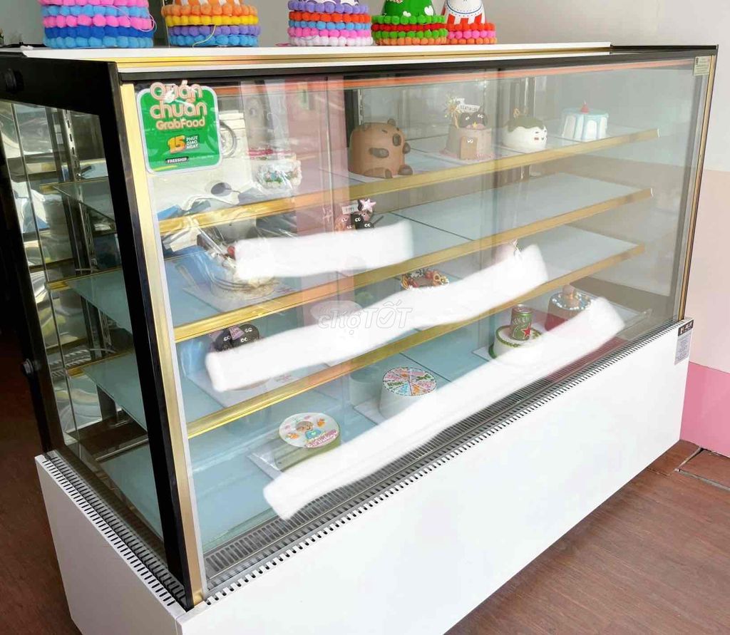 Thanh lý tủ trưng bày bánh kem. Mua bán Bếp, lò, đồ điện nhà bếp tại Thị xã Bến Cát Bình Dương được đăng bởi Thuý Nga hình 1