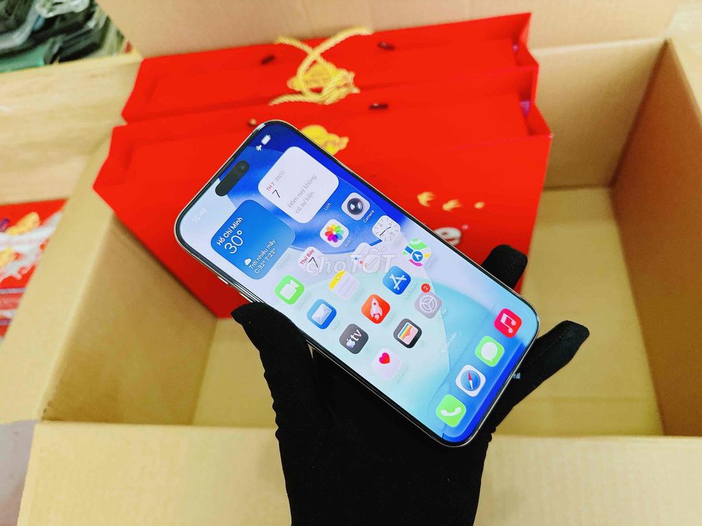 iPhone 16 Pro Max 256GB Keng Áp pin 100% sạc 3Lần. Mua bán Điện thoại tại Quận Hải Châu Đà Nẵng được đăng bởi Hoàng Anh Tuấn hình 1