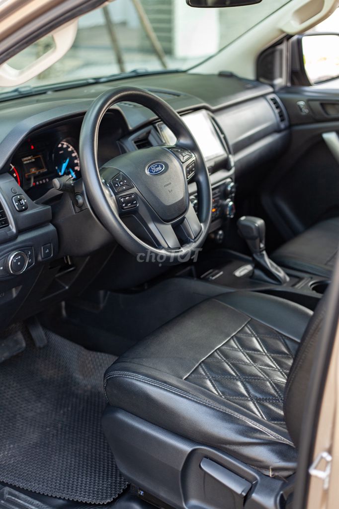 Ford Ranger XLS 4x2 AT 2022 Vàng cát 45000 km. Mua bán Ô tô tại Thành phố Thủ Đức Tp Hồ Chí Minh được đăng bởi H2T Auto hình 9