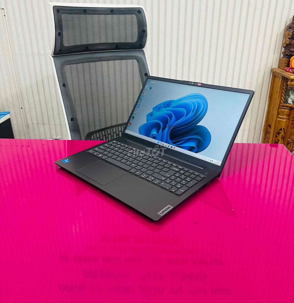 Lenovo Ideapd V15 i5-13420H Ram 16G/512 Sạc 25 lần. Mua bán Laptop tại Quận Gò Vấp Tp Hồ Chí Minh được đăng bởi Mr Duong hình 1