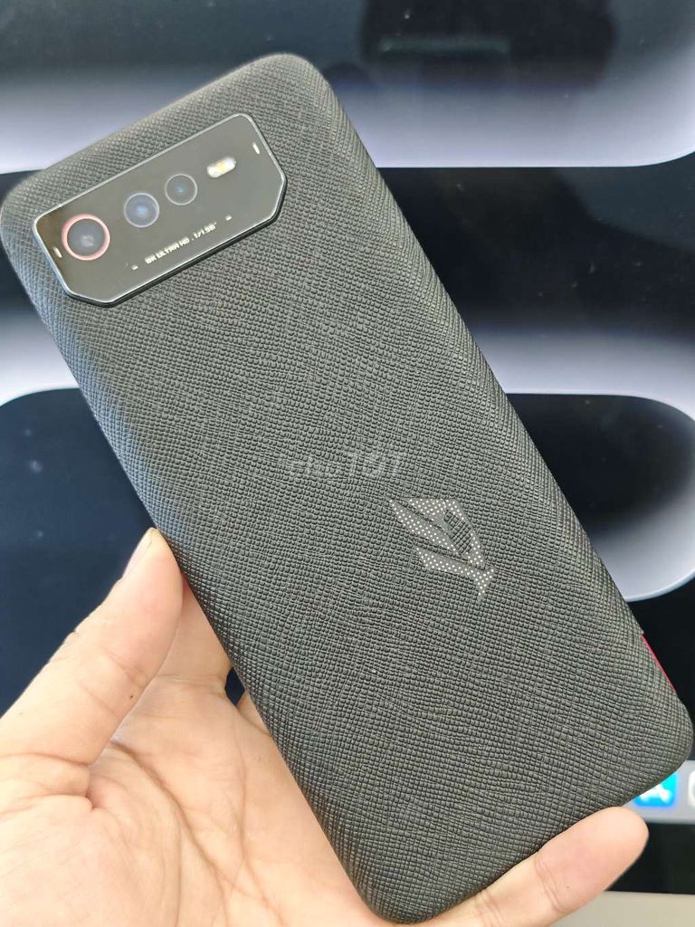 Asus ROG Phone 6 128GB giá rẻ hoặc đổi. Mua bán Điện thoại tại Quận Hải Châu Đà Nẵng được đăng bởi Nguyễn Hưng hình 1