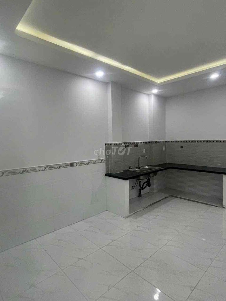 Nhà Nguyên Căn mới keng, 4*17, Nguyễn tư giản, F12, Đúc 2 lầu, 4pn, Gv