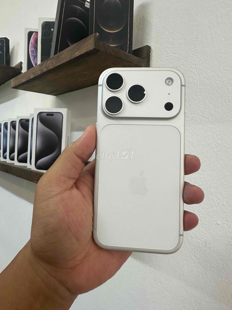 17 Pro 256GB chính hãng đẹp full c.năng đủ màu. Mua bán Điện thoại tại Quận Thanh Xuân Hà Nội được đăng bởi Hoàng Thế Anh hình 1