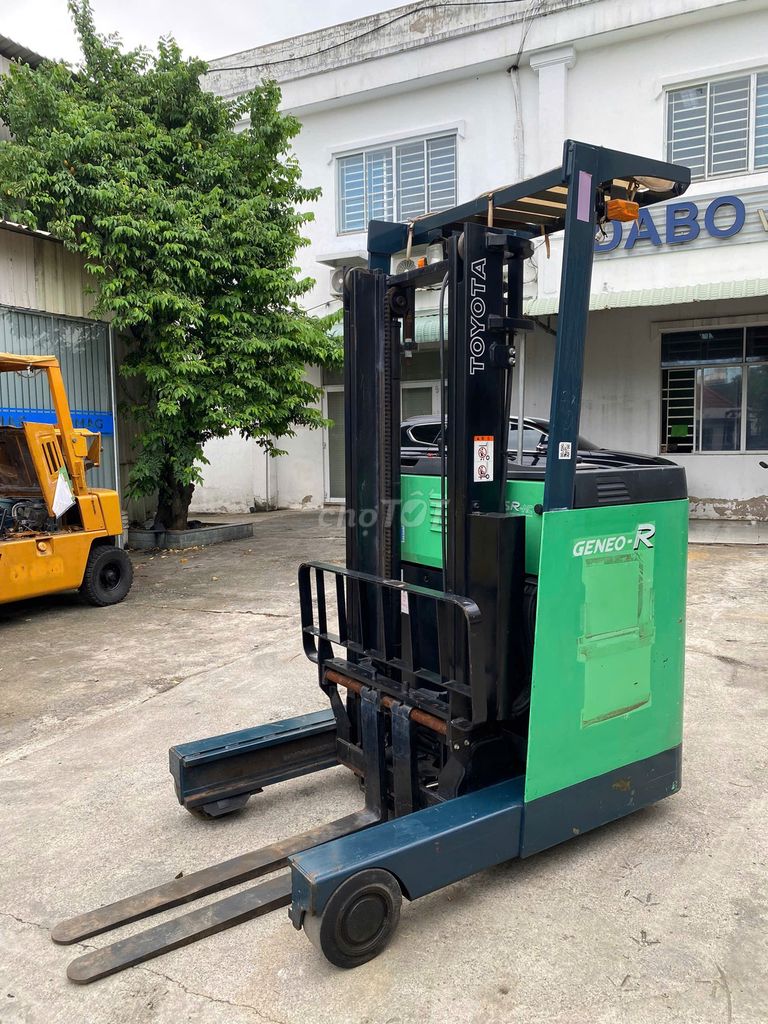 Xe nâng điện đứng 1.3 tấn Toyota. Mua bán Phương tiện khác tại Quận 12 Tp Hồ Chí Minh được đăng bởi Phúc Xe Nâng Nhật Bãi hình 2