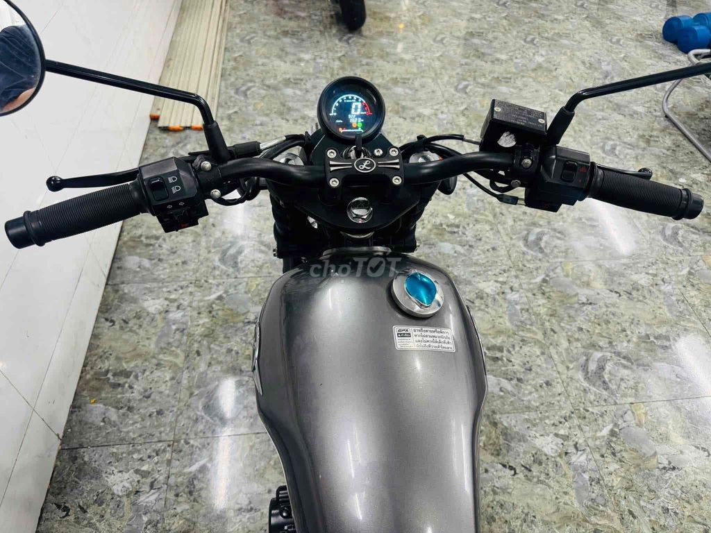 Мотоцикл GPX Legend 150 Fi Серый 1900км