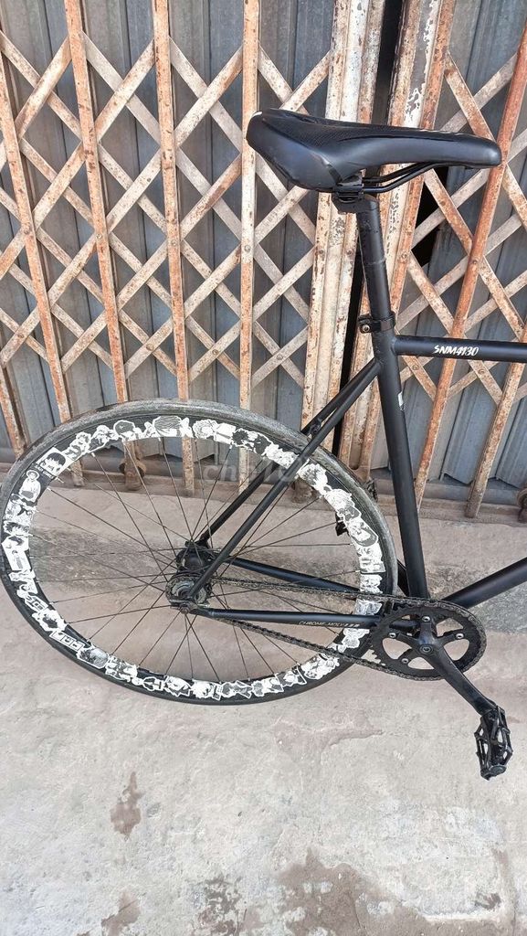 Xe đạp Tsunami SNM4130 Fixed Gear Đen. Mua bán Xe đạp tại Quận Hoàng Mai Hà Nội được đăng bởi Long Bình hình 5