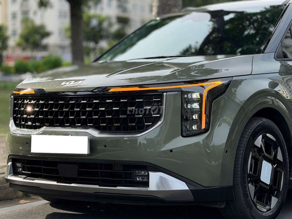 Kia carnival 2.2Dsignature 7s 6000 km. Mua bán Ô tô tại Thành phố Thủ Đức Tp Hồ Chí Minh được đăng bởi Ms Hiệp  hình 3