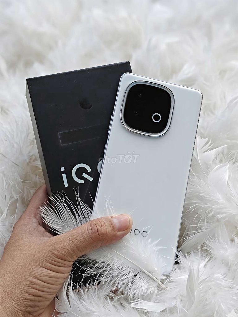 iQOO Z10 Turbo plus 12GB/256GB Trắng Đã sử dụng. Mua bán Điện thoại tại Thành phố Thủ Đức Tp Hồ Chí Minh được đăng bởi HT hình 1