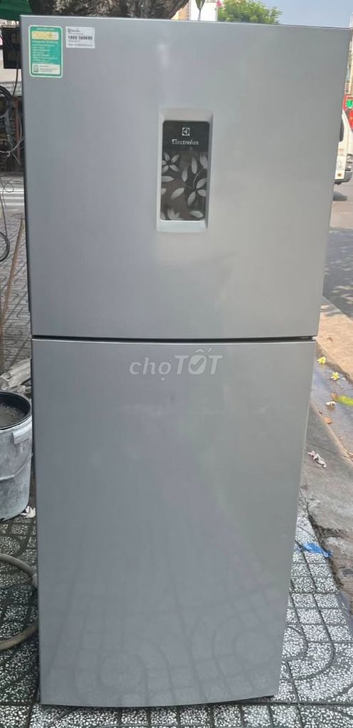 Tủ lạnh Electrolux Xám. Mua bán Tủ lạnh tại Quận 5 Tp Hồ Chí Minh được đăng bởi Hội Đồ Điện Tử hình 1