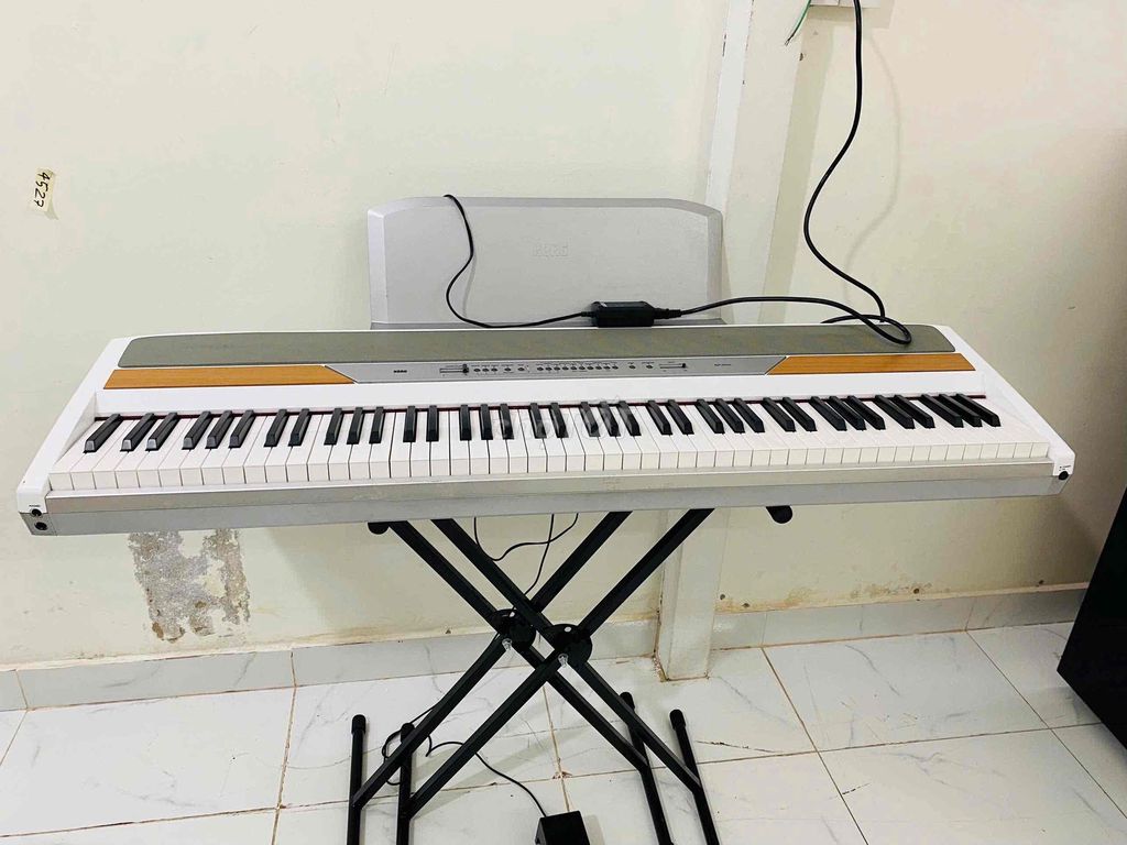 piano điện SP250 phím Nặng âm hay 6tr