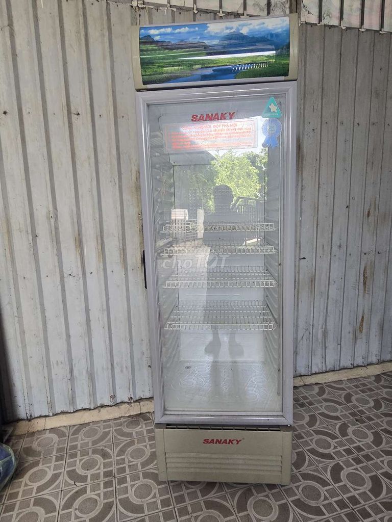 Tủ mát SANAKY VH-408K 340 lít đã sử dụng. Mua bán Tủ lạnh tại Huyện Củ Chi Tp Hồ Chí Minh được đăng bởi Bùi Trọng Mâu hình 1