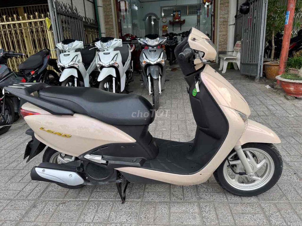 Honda Lead 2011 máy zin êm ấm biển 67. Mua bán Xe máy tại Thành phố Long Xuyên An Giang được đăng bởi Hoàng Thiện Khang    Khang 67 hình 3