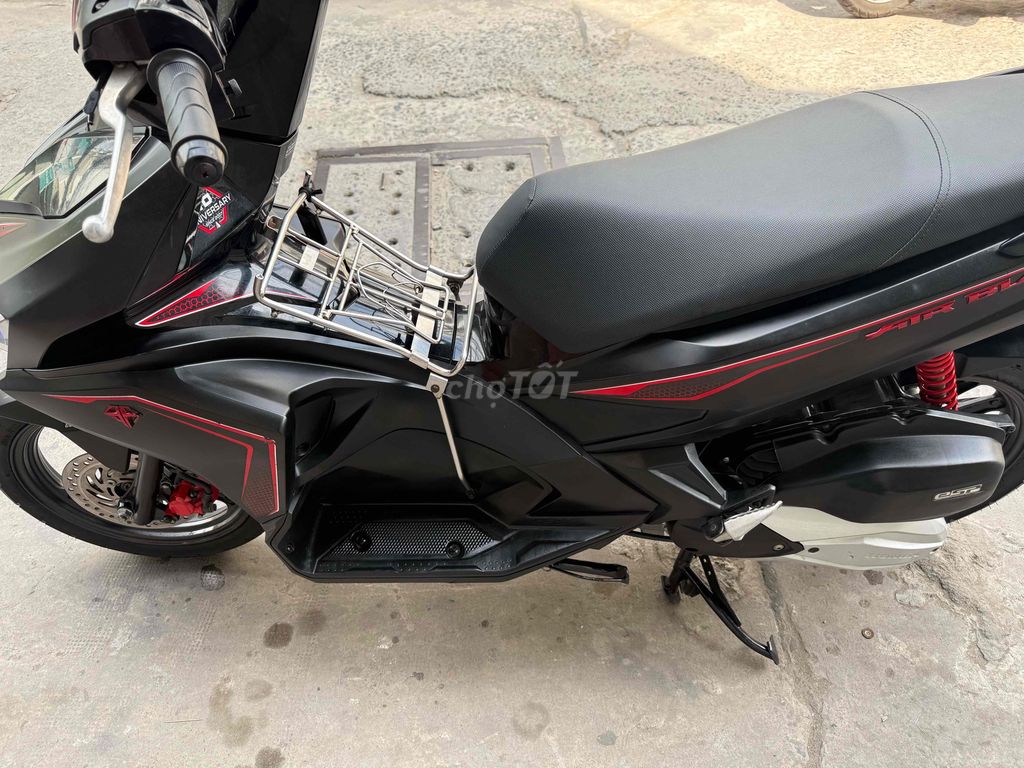 Honda Air Blade 2018 Đen. Mua bán Xe máy tại Quận Ninh Kiều Cần Thơ được đăng bởi CHXM Thanh Hồng hẻm 233 hình 4