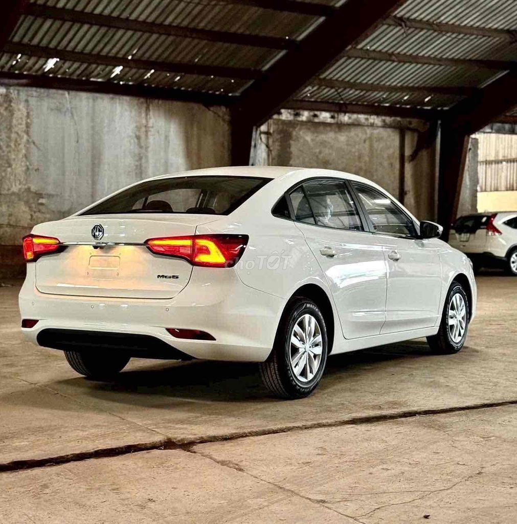 MG5 MT Chiếc   sedan hạng C giá tốt mà chất lượng. Mua bán Ô tô tại Quận Đống Đa Hà Nội được đăng bởi Phạm Quốc Khánh hình 12