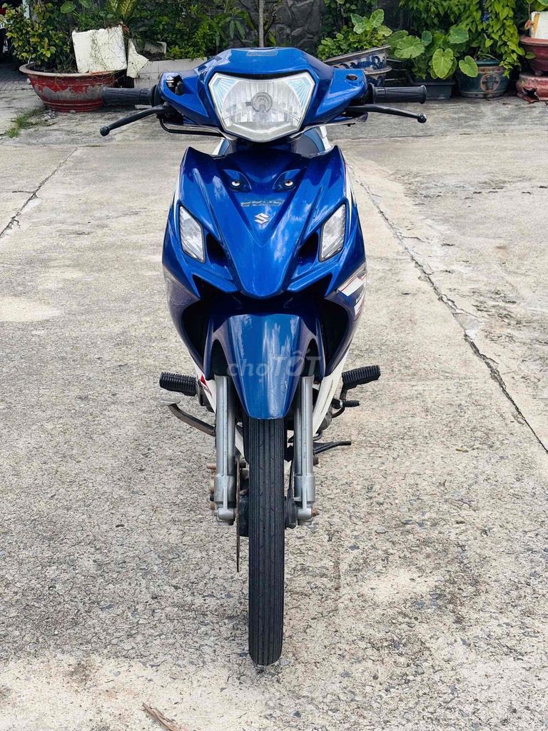 Suzuki Axelo Xanh trắng Xe số