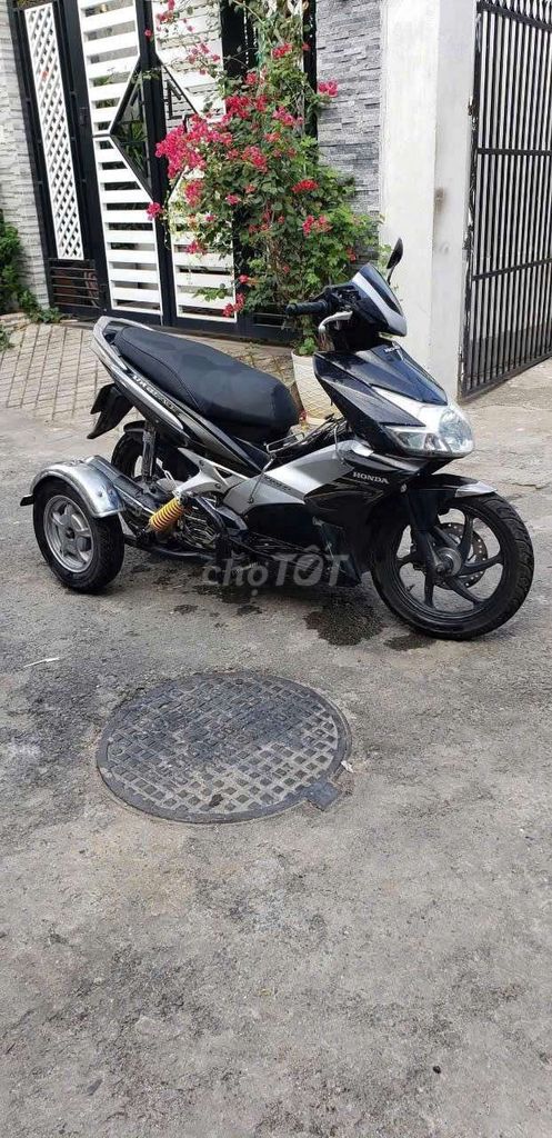 Có chiếc xe 3 bánh cho người khuyết tật cần bán. Mua bán Xe máy tại Thành phố Thuận An Bình Dương được đăng bởi hoàng hình 1