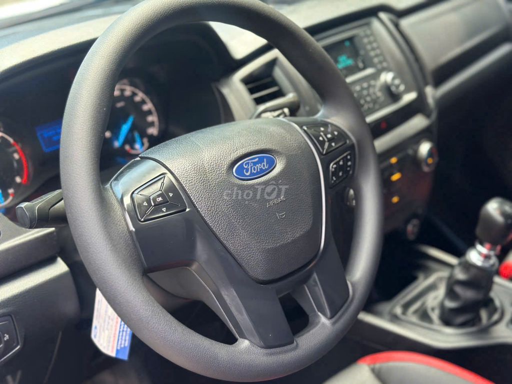 Ford Ranger 2021 XL 4x4 Số Sàn 2 Cầu - Xe Đẹp. Mua bán Ô tô tại Quận Tân Phú Tp Hồ Chí Minh được đăng bởi Phạm Văn Thông hình 9