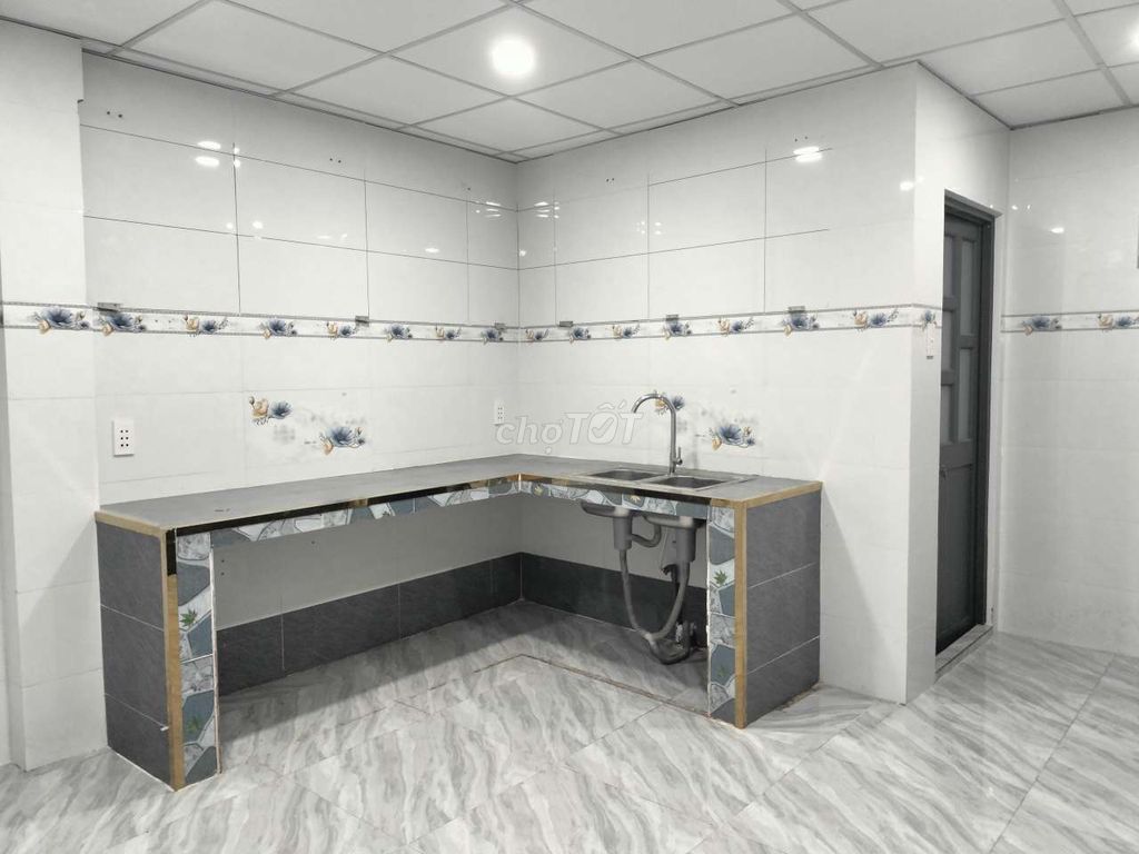 Cho thuê nhà HXH 1 trệt 1 lửng 3PN 2WC.60m2. 8tr/th