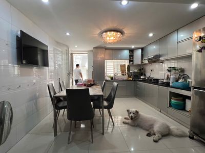 NHÀ MẶT TIỀN ĐƯỜNG KHU CAO LỖ ; P.4, QUẬN 8 ; 7PN 7WC– NHÀ ĐẸP Ở NGAY