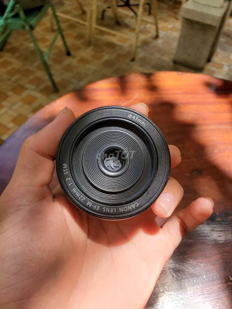 Lens Canon Macro EF-M 22mm f2 STM