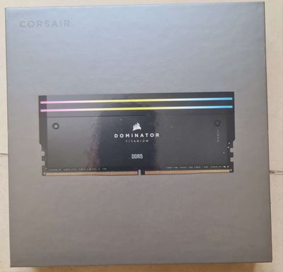 Ram D5 Corsair Dominator Titanium 2x16GB 6000
