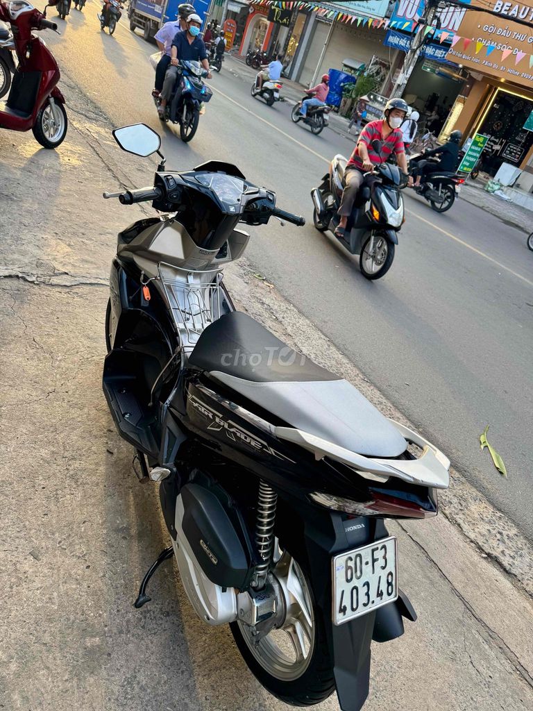 🟢🟢 AB 125 đen bóng cuối 2019 rất đẹp có góp. Mua bán Xe máy tại Thành phố Biên Hòa Đồng Nai được đăng bởi XE MÁY CŨ THÀNH MỸ  hình 6