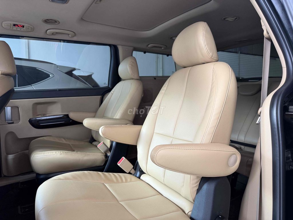Kia Sedona 2018 2.2 DATH - 70000 km. Mua bán Ô tô tại Quận 12 Tp Hồ Chí Minh được đăng bởi A Quý hình 5