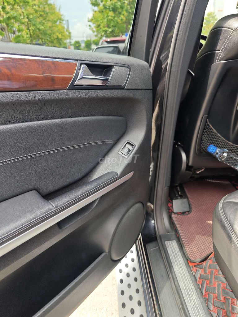 Bán xe Mercedes GL 550. Mua bán Ô tô tại Thành phố Thủ Đức Tp Hồ Chí Minh được đăng bởi Hoàng Sơn hình 11