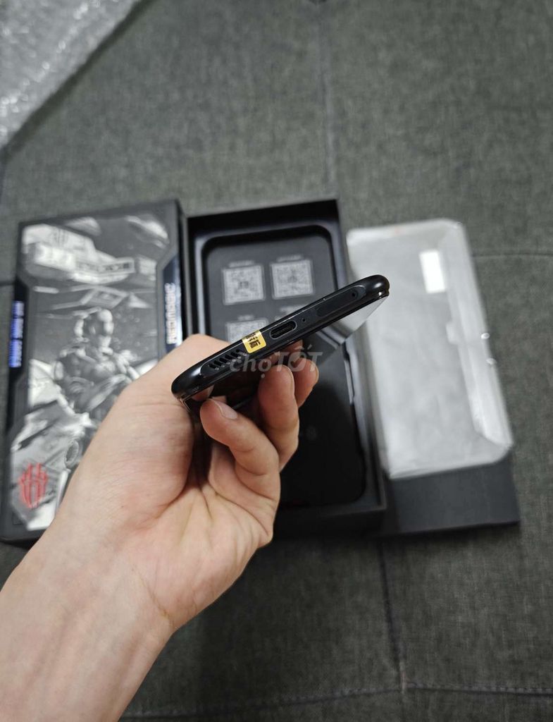 Redmagic 7S 12/256Gb Fullbox, Cân Game Ngon, Mạnh. Mua bán Điện thoại tại Quận Tân Phú Tp Hồ Chí Minh được đăng bởi Kiên Android Shop hình 5