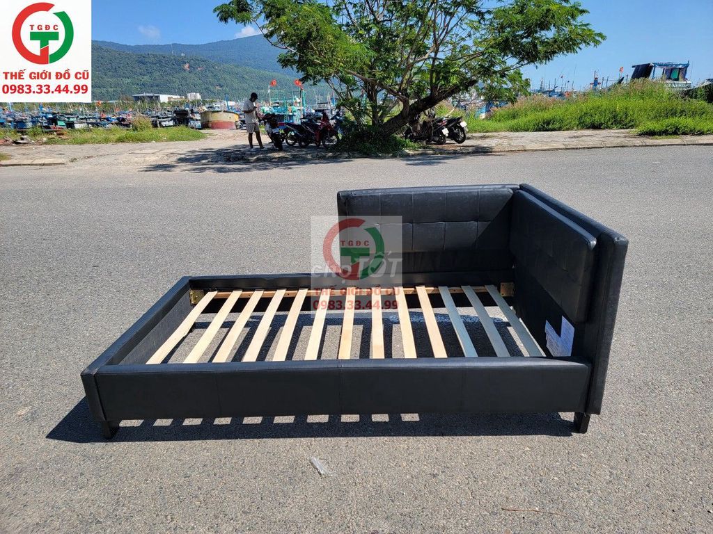 Giường da khung sồi . Mua bán Giường, chăn ga gối nệm tại Quận Sơn Trà Đà Nẵng được đăng bởi THẾ GIỚI ĐỒ CŨ ĐÀ NẴNG hình 1