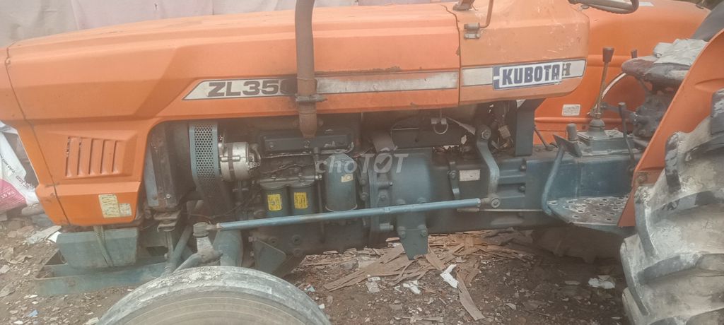 Máy cày Kubota 3500