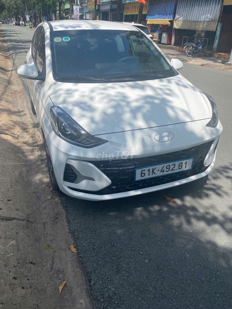 Hyundai Grand i10 2024 1.2 AT - 1.300 km. Mua bán Ô tô tại Thành phố Thuận An Bình Dương được đăng bởi A Phúc hình 5