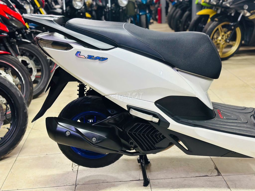 XE MÁY THỊNH PHÁT - LEAD 125 TRẮNG ĐK 2024 ĐỘ CHẤT. Mua bán Xe máy tại Quận Nam Từ Liêm Hà Nội được đăng bởi XE MÁY THỊNH PHÁT XE LƯỚT GIÁ RẺ hình 6