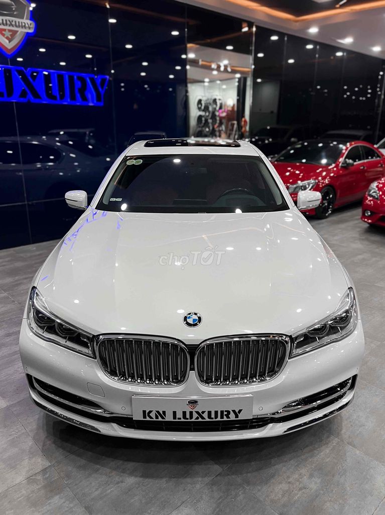 BMW 740Li B58 3.0 2016 белый с кожей Merino