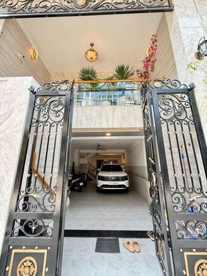 Nhà phố 83 m² · 6 PN · Đường Hiệp Thành 35
