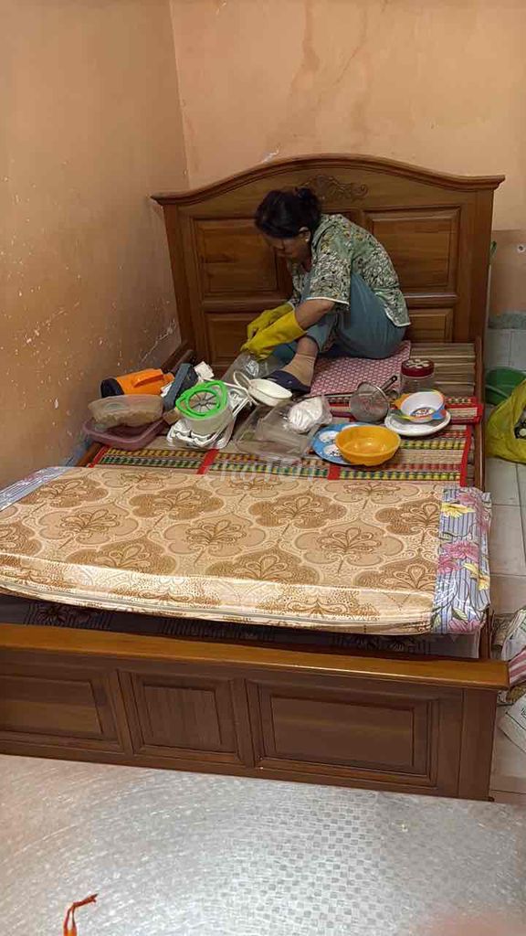 bán giường gỗ đã sử dụng. Mua bán Giường, chăn ga gối nệm tại Quận Bình Thạnh Tp Hồ Chí Minh được đăng bởi Lê Quốc Cường hình 3
