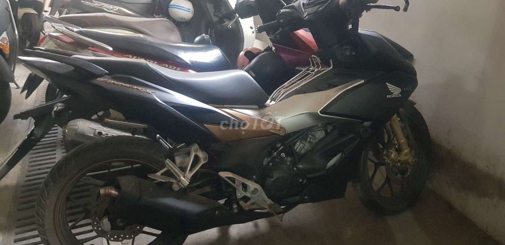 Bán e winer v2 đẹp. Mua bán Xe máy tại Quận Ba Đình Hà Nội được đăng bởi Mr Phương hình 5