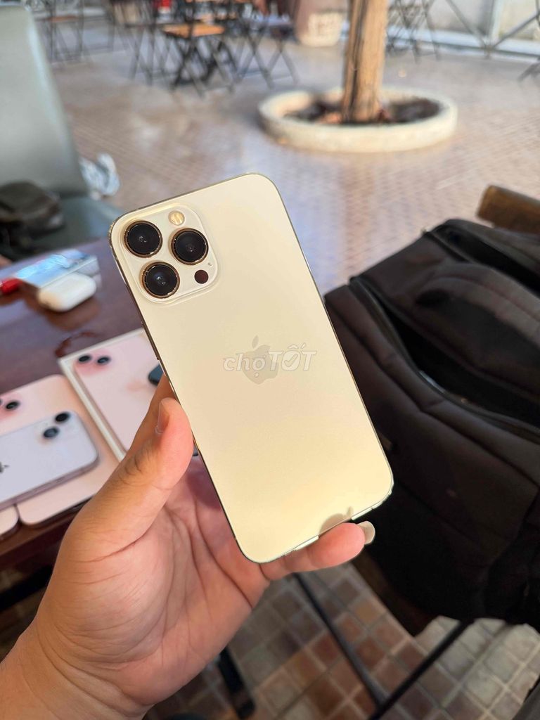 Apple iPhone 13 Pro Max 128GB Vàng. Mua bán Điện thoại tại Thành phố Bến Tre Bến Tre được đăng bởi Tâm Táo Luxury hình 1