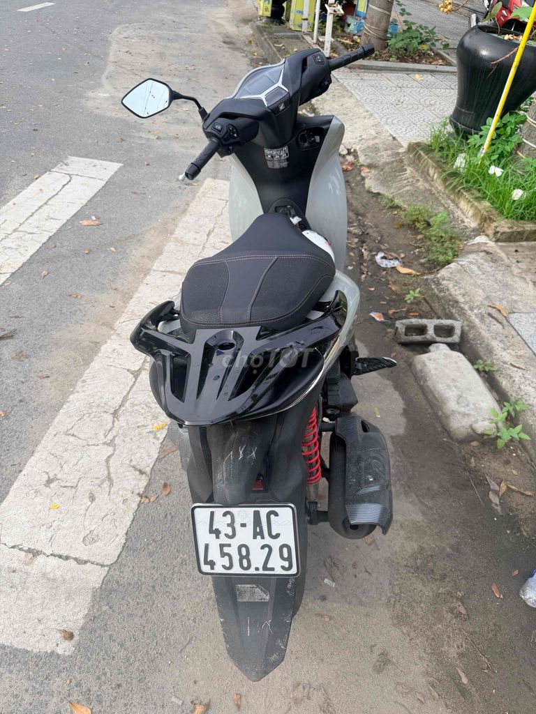 Honda SH160i 2025 Серый 5800км