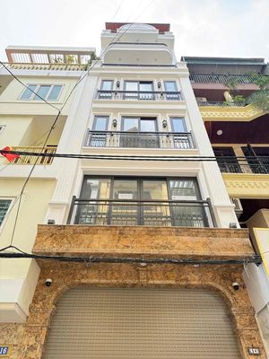 Nhà phố 75 m² · 1 PN · Phố Trung Kính