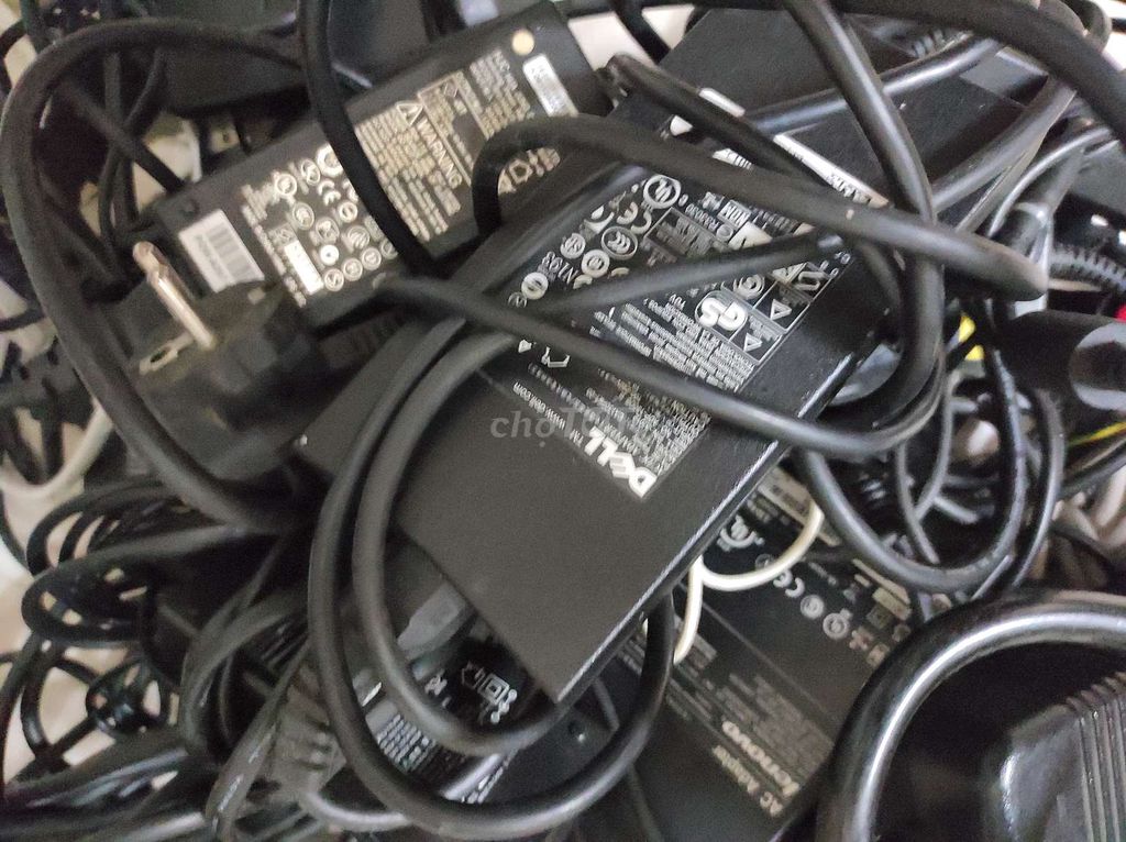 Sạc laptop Dell nhựa Đen. Mua bán Phụ kiện (Màn hình, Chuột...) tại Quận 12 Tp Hồ Chí Minh được đăng bởi Nguyen viet phung hình 1