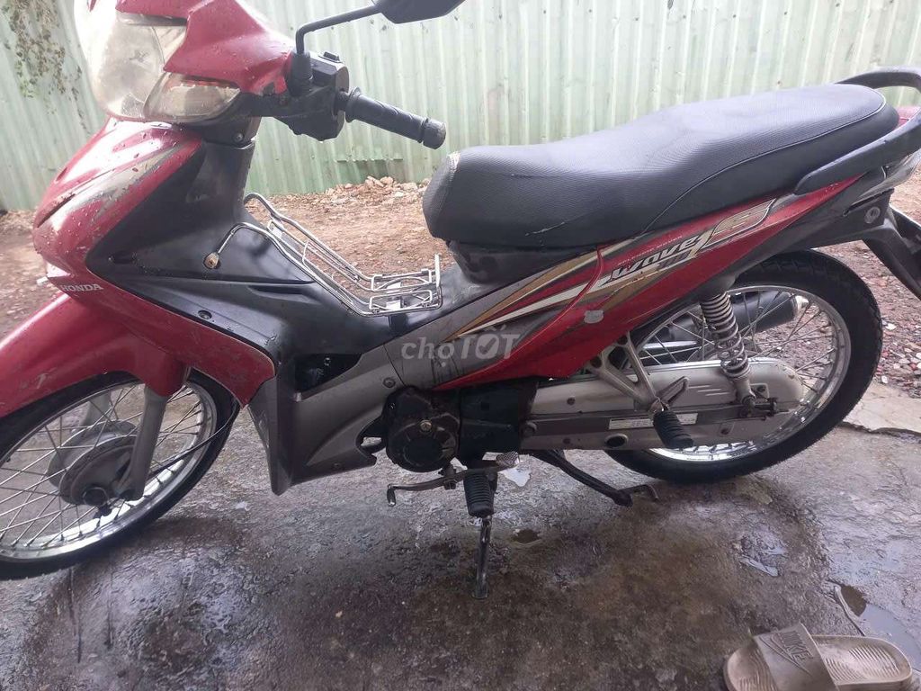 Honda Wave Thể thao màu Đỏ. Mua bán Xe máy tại Huyện Bình Chánh Tp Hồ Chí Minh được đăng bởi Thanh Ha hình 3