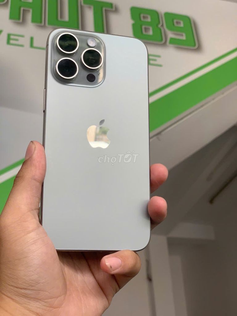 IP 15 PRM , HÀNG CÔNG TY , PIN CAO. Mua bán Điện thoại tại Thành phố Buôn Ma Thuột Đắk Lắk được đăng bởi Cầm Đồ PHÚT 89  hình 1