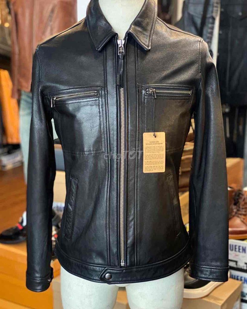 Mẫu Bò Ý thật thiết kế cổ bẻ sang trọng, lịch sự. Mua bán Quần áo tại Huyện An Lão Hải Phòng được đăng bởi  Nguyễn Minh Châu hình 1