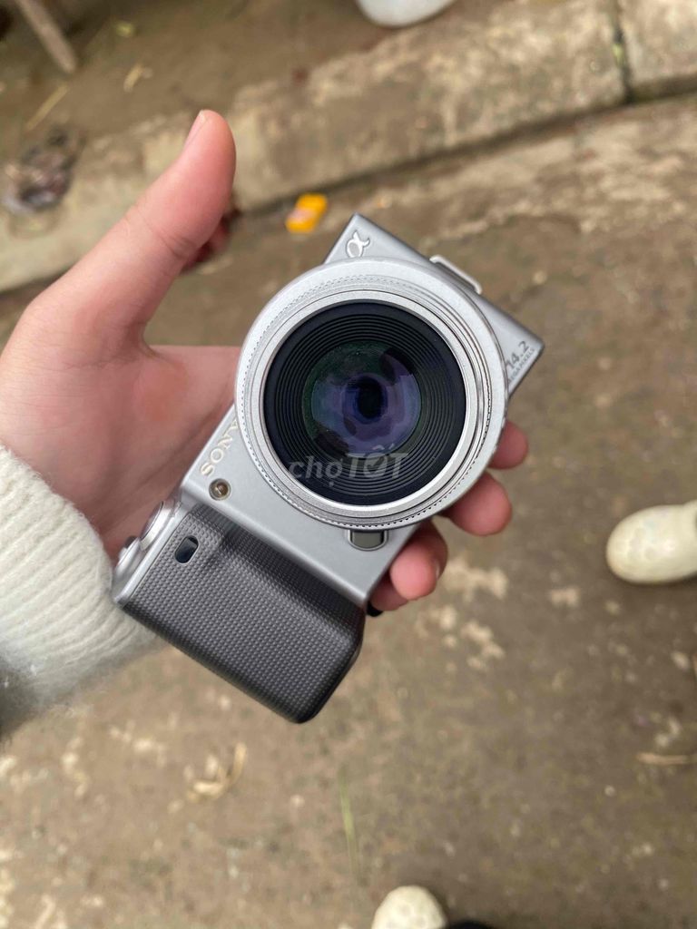 Máy ảnh Sony NEX-5 Bạc. Mua bán Máy ảnh, Máy quay tại Thành phố Hà Giang Hà Giang được đăng bởi Hương Giang hình 1