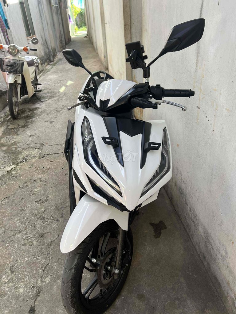 cần bán vario 125. Mua bán Xe máy tại Huyện Nhơn Trạch Đồng Nai được đăng bởi Minh Nhựt hình 1