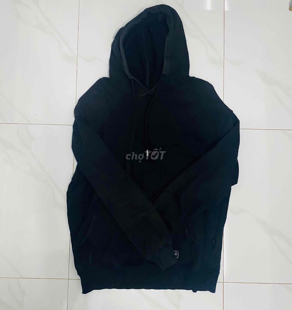 Áo khoác Hoodie Đen XL. Mua bán Quần áo tại Thành phố Thủ Đức Tp Hồ Chí Minh được đăng bởi Góc Pass Đồ  hình 1