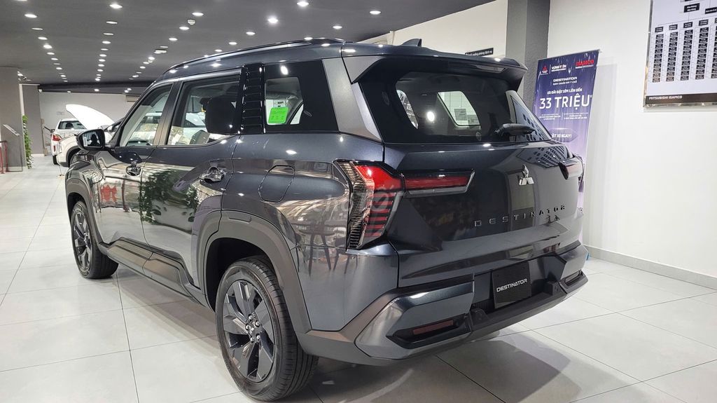 MITSUBISHI DESITNATOR PREMIUM- XE GIAO NGAY+KM QUÀ. Mua bán Ô tô tại Quận 1 Tp Hồ Chí Minh được đăng bởi HÀ Mitsubishi hình 6