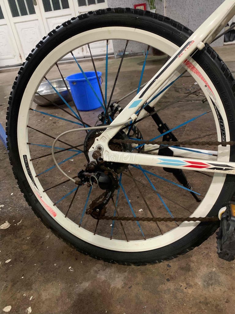 xe đạp thể thao khung nhôm. Mua bán Xe đạp tại Huyện Cần Giuộc Long An được đăng bởi quytruong hình 3