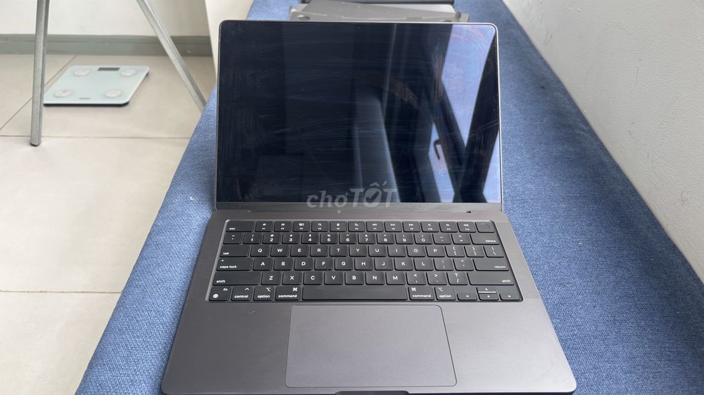 Apple MacBook Pro 14-inch M3 Pro 18GB/512GB. Mua bán Laptop tại Quận 4 Tp Hồ Chí Minh được đăng bởi Tyson Nguyen hình 1